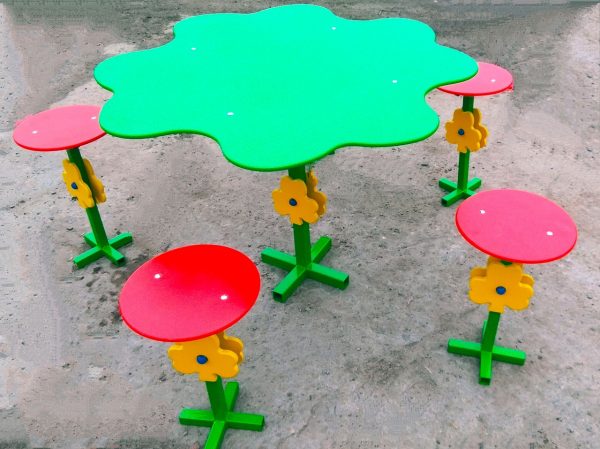 2125565643_stolik-dlya-detskoj.jpg 2125565643_stolik-dlya-detskoj.jpg