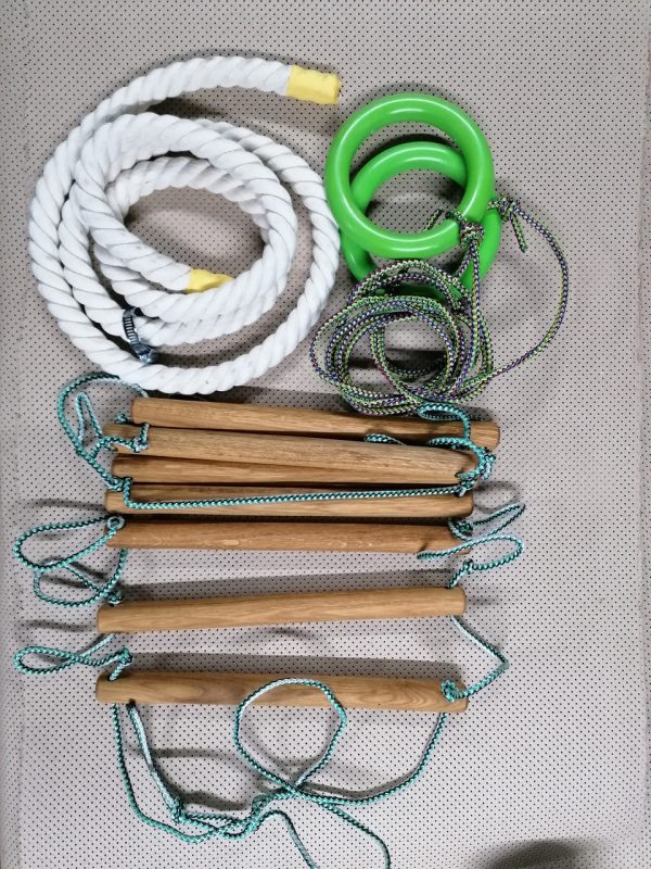 3302879238_w640_h640_3302879238