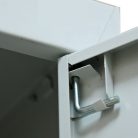 shkaf_odezhnyy_metallicheskiy m3c