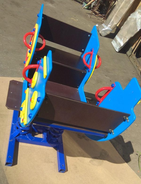 2764283044_w640_h640_2764283044 (1)